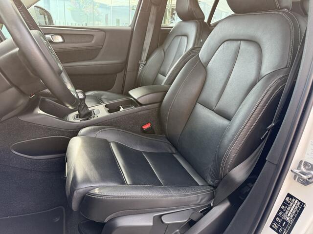 Volvo XC40 1.5 T2 Business Pro ** Camera ** Leder ** Trekhaak 1.600kg trekgewicht!