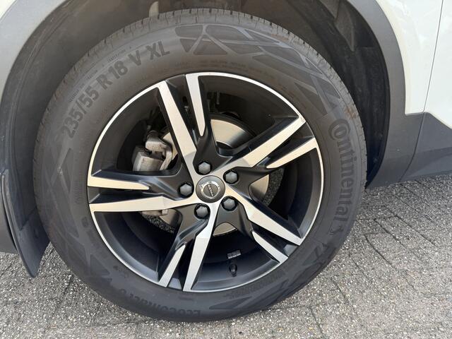 Volvo XC40 1.5 T2 Business Pro ** Camera ** Leder ** Trekhaak 1.600kg trekgewicht!
