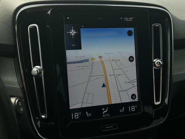 Volvo XC40 T5 Recharge Inscription / Trekhaak / Elek. verstelbare voorstoelen / Stuur + stoelen verwarmd / Leder / Camera achter / Carplay /