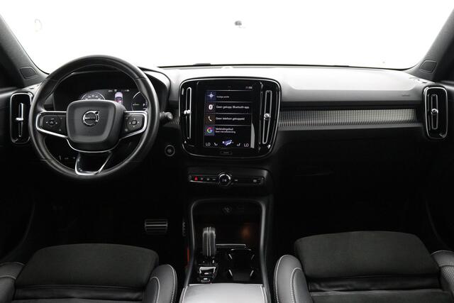 Volvo XC40 1.5 T5 Recharge R-Design | Trekhaak | Parkeercamera | Navigatie