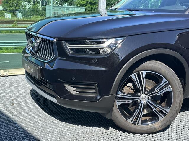 Volvo XC40 1.5 T5 Twin Engine Inscription / Pano. dak / Elek. verstelbare stoelen / Camera achter / Adaptive cruise / Leder / Stoelen verwarmd / BLIS / Parkeerhulp / Carplay /