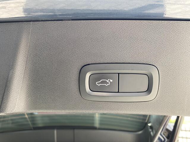 Volvo XC40 2.0 T4 Inscription Leer|cam|Apple Carplay|PDC