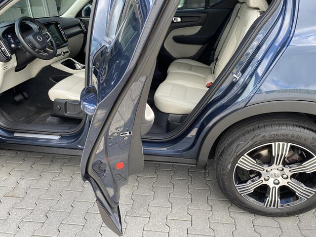 Volvo XC40 2.0 T4 Inscription Leer|cam|Apple Carplay|PDC