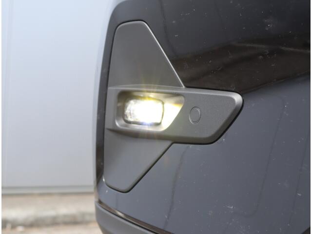 Volvo XC40 T5 Plug-in Ultimate Bright | Pano | Leder | Trekhaak | 1e eigenaar | Org. NL