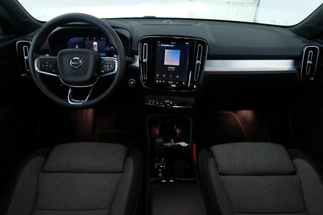 Volvo XC40 2.0 B4 Plus Dark | TREKHAAK | HARMAN KARDON |