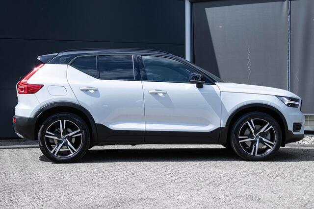 Volvo XC40 1.5 T5 Twin Engine R-Design | Stoel verwarming | Adaptive Cruise Controle met Pilot Assist | Extra donker glas achter | Intellisafe Surround Blis | Semi Elec. Inklapbare trekhaak | Harman Kardon Audio Systeem |