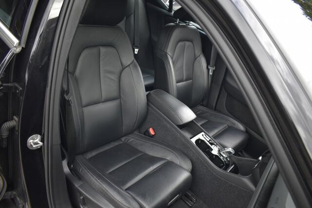 Volvo XC40 XC 40 T4 2WD Plus Bright Plug-In (E6d)