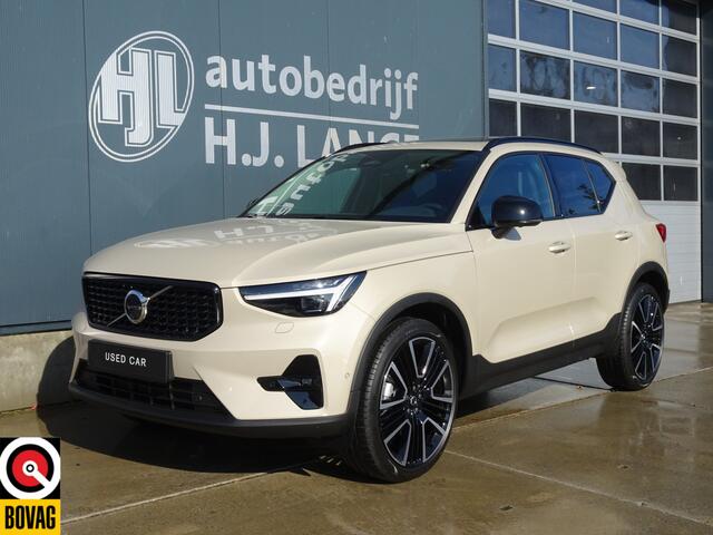 Volvo XC40 2.0 B3 Ultra Dark
