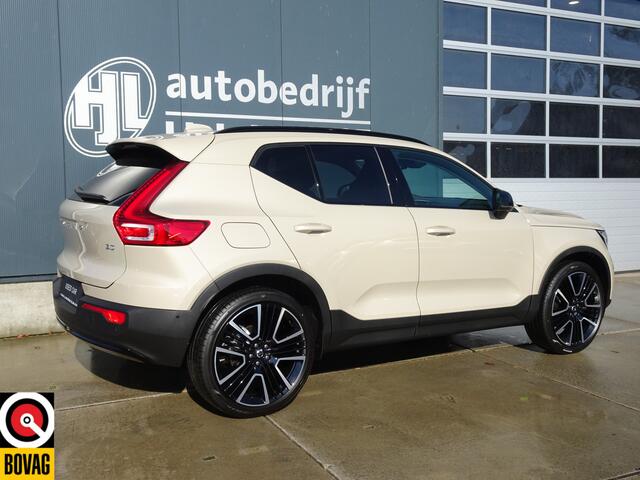 Volvo XC40 2.0 B3 Ultra Dark