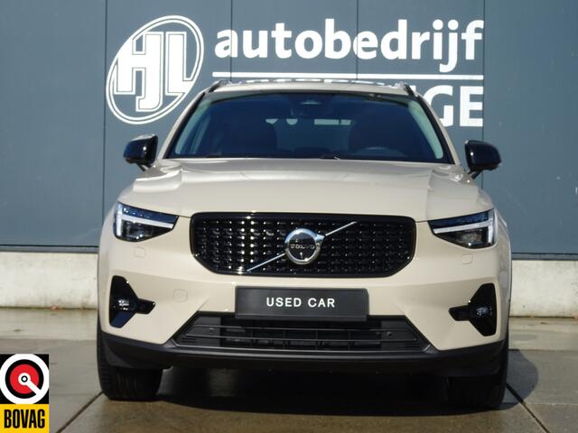 Volvo XC40 2.0 B3 Ultra Dark