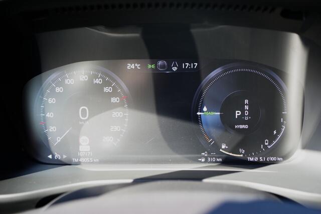 Volvo XC40 1.5 T5 262 PK Recharge R-Design PHEV, Trekhaak, Adap. Cruise Control, Winterpakket, LED