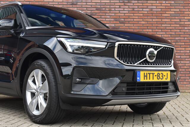 Volvo XC40 B3 177PK Automaat Core | Elektrisch verstelbare voorstoelen | Keyless entry