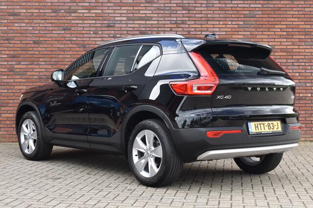Volvo XC40 B3 177PK Automaat Core | Elektrisch verstelbare voorstoelen | Keyless entry