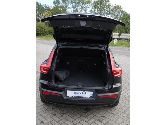 Volvo XC40 1.5 T5 Recharge R-Design PANO | HK-AUDIO | 360° CAMERA | TREKH. | PILOT