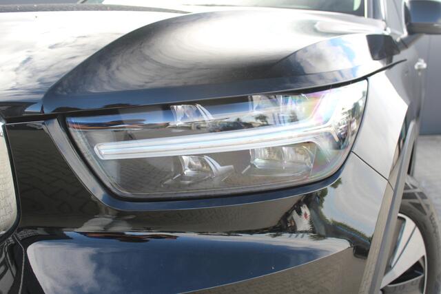 Volvo XC40 1.5 T4 Recharge Inscription Expression | Incl. 12 maanden garantie | Airco | Lichtmetalen velgen | Bluetooth | Climate control | Elektrische kofferklep | DAB | Navigatie
