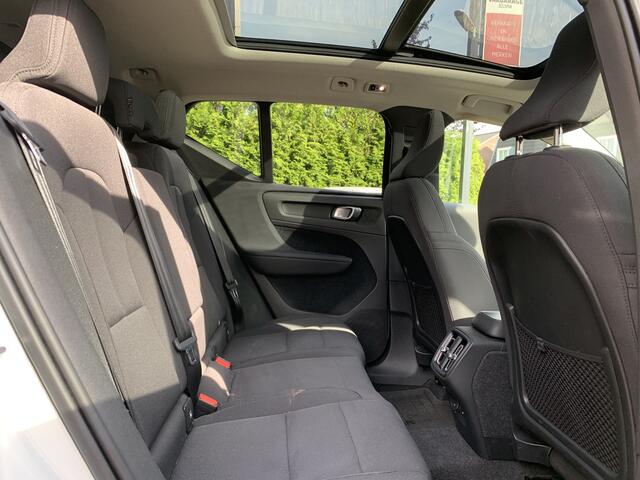 Volvo XC40 1.5 T2 130pk Aut., Pano | Harman Kardon | Trekhaak