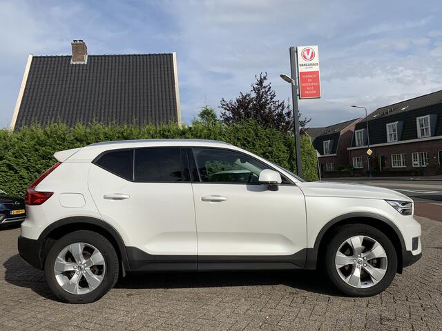 Volvo XC40 1.5 T2 130pk Aut., Pano | Harman Kardon | Trekhaak