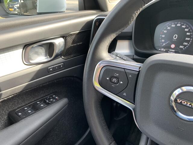 Volvo XC40 1.5 T2 130pk Aut., Pano | Harman Kardon | Trekhaak