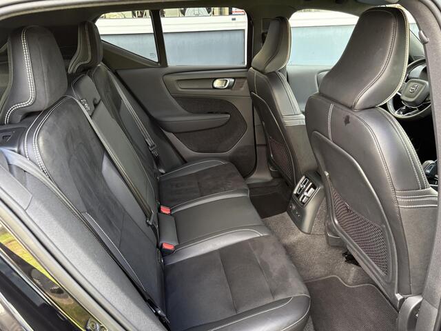 Volvo XC40 1.5 T5 Recharge R-Design | Blis | Adaptieve cruise controle | 360° Camera | Panorama Schuifdak | Harman/Kardon | Nubuck | 19" velgen | Blis | verwarmde voorstoelen en stuurwiel | On Call |