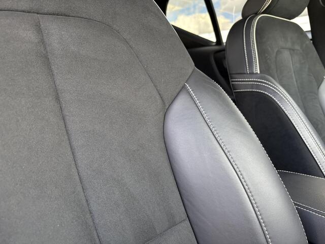 Volvo XC40 1.5 T5 Recharge R-Design | Blis | Adaptieve cruise controle | 360° Camera | Panorama Schuifdak | Harman/Kardon | Nubuck | 19" velgen | Blis | verwarmde voorstoelen en stuurwiel | On Call |