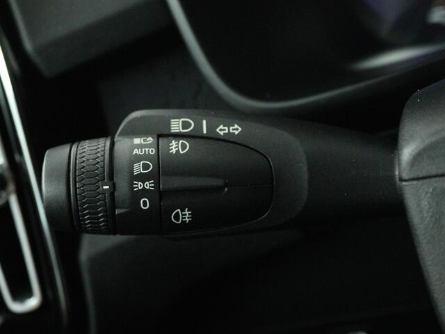 Volvo XC40 Recharge Ultimate 70 kWh | Origineel NL | Panoramadak | BTW Verrekenbaar |