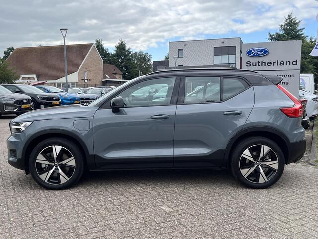 Volvo XC40 1.5 T5 Recharge R-Design 262pk | Parking pack | 1.800 Kg trekgewicht