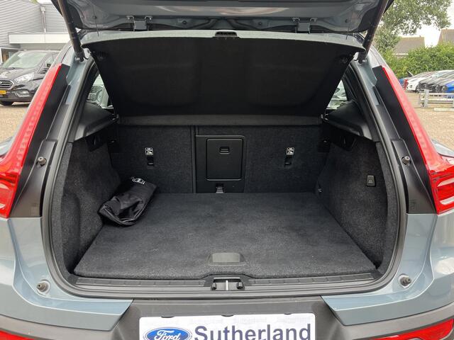 Volvo XC40 1.5 T5 Recharge R-Design 262pk | Parking pack | 1.800 Kg trekgewicht