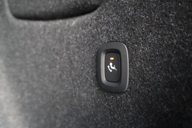 Volvo XC40 Single Motor Extended Range Ultimate 82 kWh | Trekhaak |