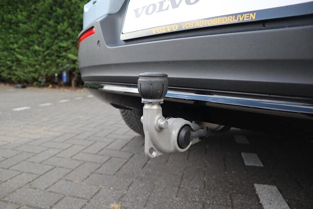 Volvo XC40 Single Motor Extended Range Ultimate 82 kWh | Trekhaak |