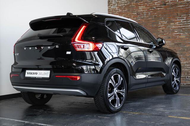 Volvo XC40 T5 Recharge Inscription Expression | Wegklapbare trekhaak | Adaptive cruise control | Stoelverwarming | Parkeersensoren voor + achter | Parkeercamera | 19'' lichtmetalen velgen | 4 Seizoenenbanden | Alarm klasse 3 | Stuurwielverwarming | Volvo on Call