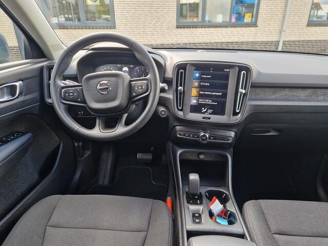 Volvo XC40 1.5 T2 Momentum Core Camera | Elektr. trekhaak | NL auto