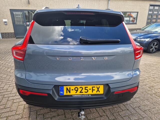 Volvo XC40 1.5 T2 Momentum Core Camera | Elektr. trekhaak | NL auto