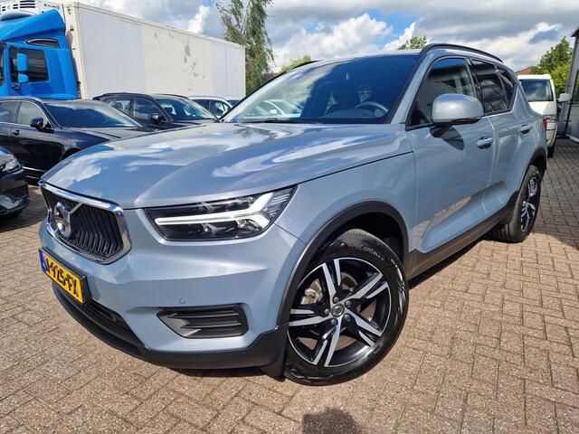 Volvo XC40 1.5 T2 Momentum Core Camera | Elektr. trekhaak | NL auto