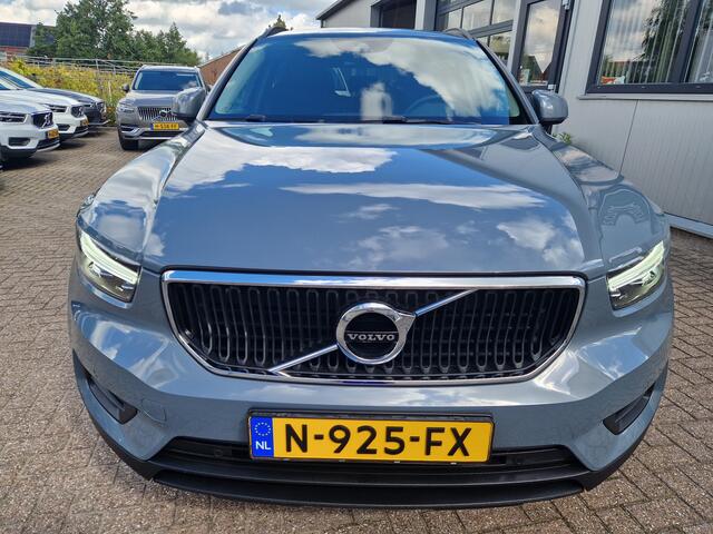 Volvo XC40 1.5 T2 Momentum Core Camera | Elektr. trekhaak | NL auto