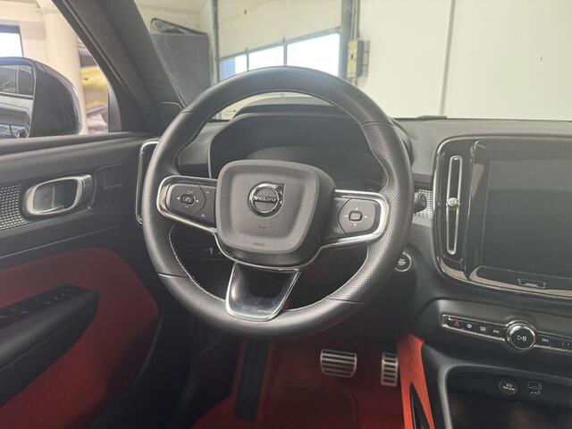 Volvo XC40 1.5 T5 Recharge R-Design | Panoramadak | Harman&Kardon | Navigatie | Elektrisch Bedienbare Achterklep |