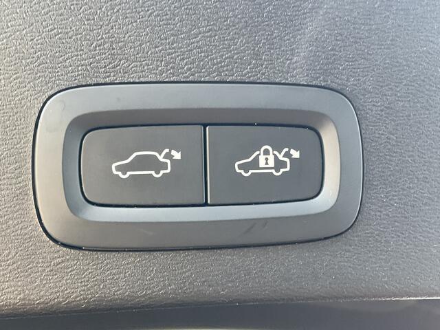 Volvo XC40 1.5 T4 Recharge R-Design Elek.Trekhaak Harman/Kardon Stoel/Stuurverw Memory Vol opties!