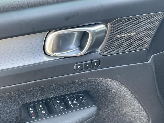 Volvo XC40 1.5 T4 Recharge R-Design Elek.Trekhaak Harman/Kardon Stoel/Stuurverw Memory Vol opties!