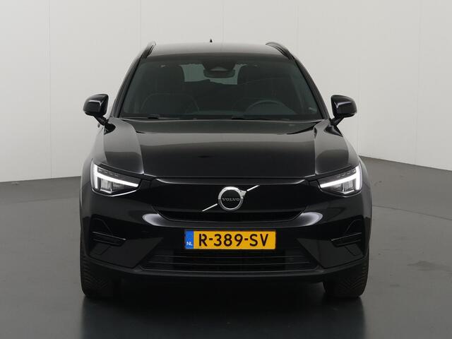 Volvo XC40 Recharge Plus 70 kWh | Cruise Control Adaptief | Parkeercamera | Navigatie | Elektr. Achterklep |