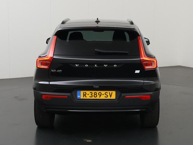 Volvo XC40 Recharge Plus 70 kWh | Cruise Control Adaptief | Parkeercamera | Navigatie | Elektr. Achterklep |