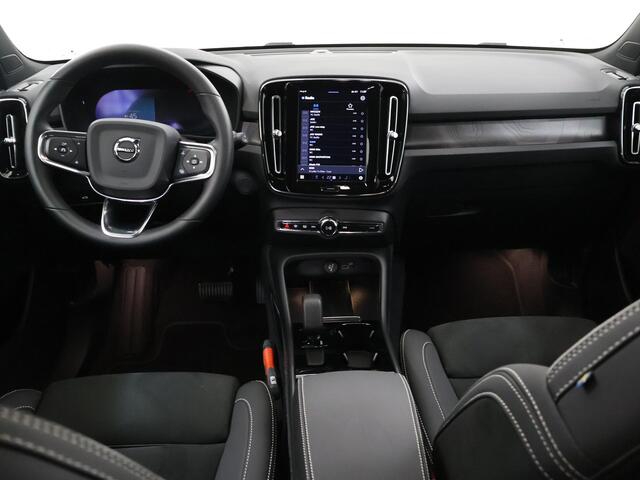 Volvo XC40 Recharge Plus 70 kWh | Cruise Control Adaptief | Parkeercamera | Navigatie | Elektr. Achterklep |
