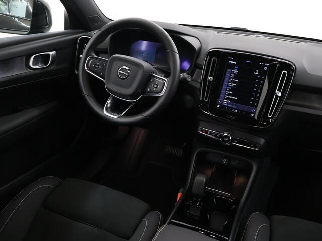 Volvo XC40 Recharge Plus 70 kWh | Cruise Control Adaptief | Parkeercamera | Navigatie | Elektr. Achterklep |