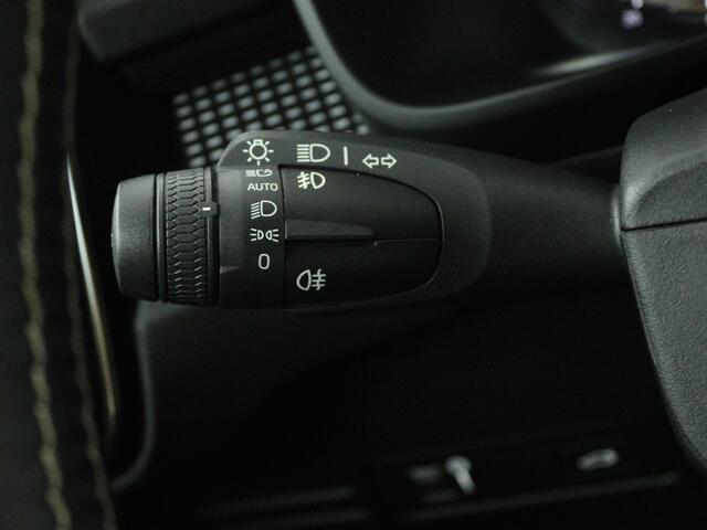 Volvo XC40 Recharge P8 AWD R-Design | Panoramadak | Harman Kardon | 360 Camera | BTW | Nederlandse Auto | NAP |