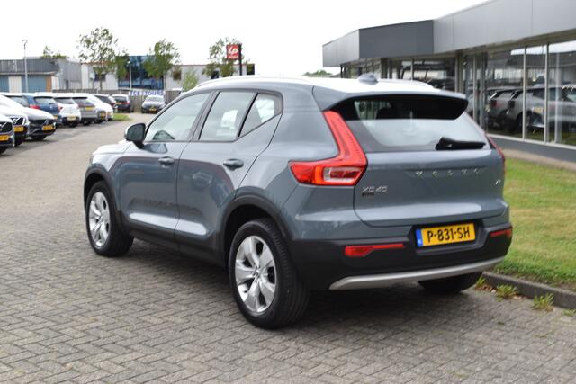 Volvo XC40 T3 165 PK Automaat Momentum Pro Trekhaak | ACC | Camera | Stoel-Stuur verwarming | 18"LMV
