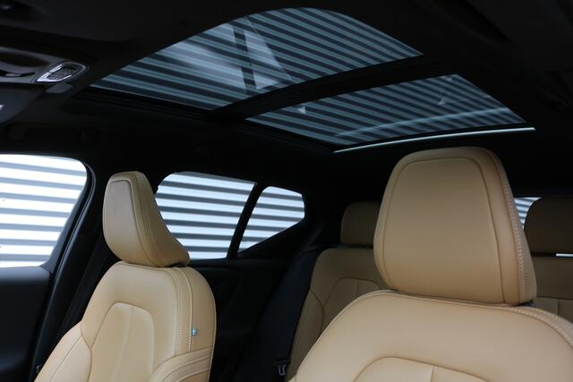 Volvo XC40 1.5 T5 Recharge Inscription (Panoramadak Sportleder/Memory Carplay Navi/360Camera HarmanKardon ACC Keyless Full-Led 19InchLMV PrivacyGlass)