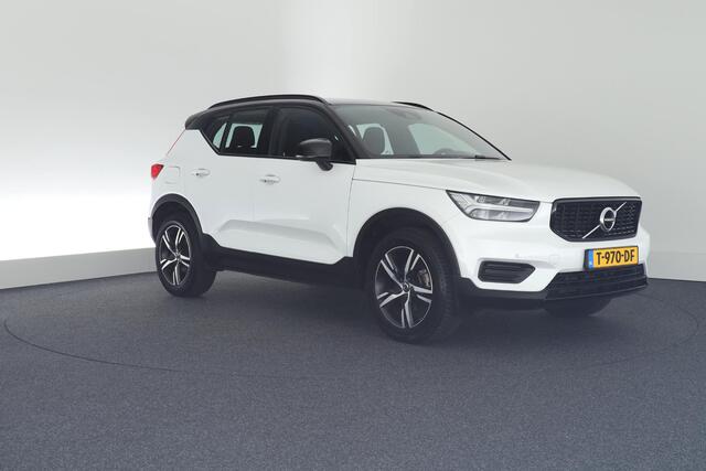 Volvo XC40 1.5 T3 163pk R-Design Trekhaak Camera Navigatie LED