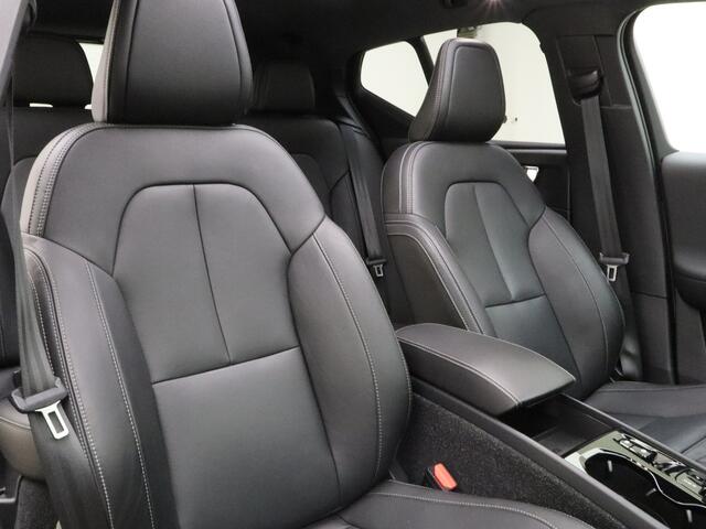 Volvo XC40 T5 262pk Recharge R-Design / 20'' / Styling kit / 360 Camera / Full-LED / Panoramadak / El. Trekhaak / El. Stoelen / Harman&Kardon / ACC / BLIS / Alarm 3 / DAB /