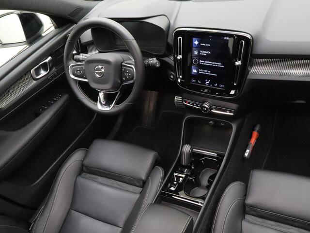 Volvo XC40 T5 262pk Recharge R-Design / 20'' / Styling kit / 360 Camera / Full-LED / Panoramadak / El. Trekhaak / El. Stoelen / Harman&Kardon / ACC / BLIS / Alarm 3 / DAB /