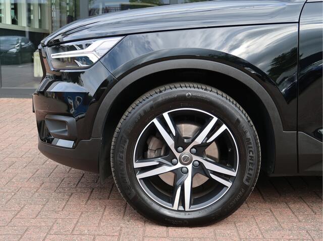 Volvo XC40 2.0 T4 R-Design | Comf Stoel | Intellisafe | Camera | Carplay | H&K |