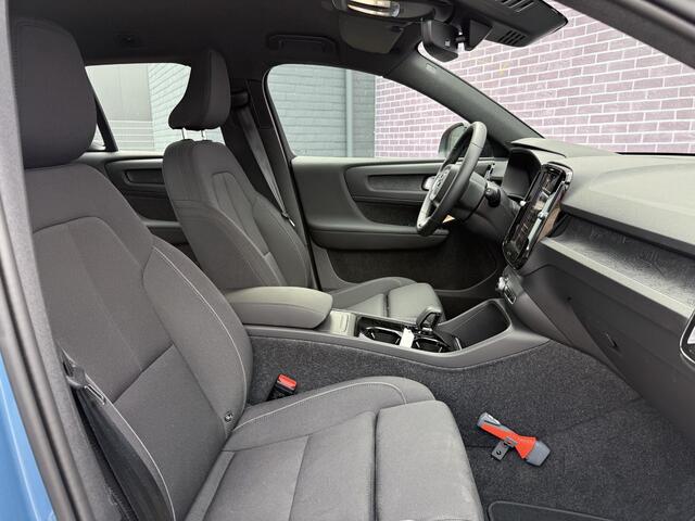 Volvo XC40 Single Motor Extended Range Plus 82 kWh | Nieuw Binnen | Trekhaak | 1500KG Trekgewicht | Adaptoeve Cruise controle | Blis | Google |