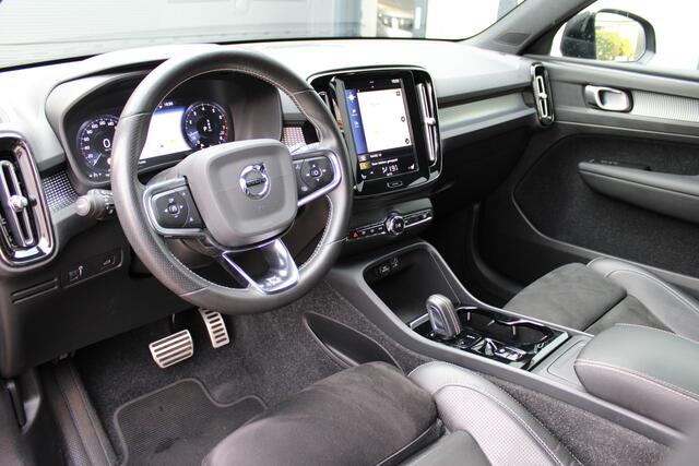 Volvo XC40 1.5 T3 R-Design | Trekhaak | Navigatie | Cruise Control | Stoelverwarming